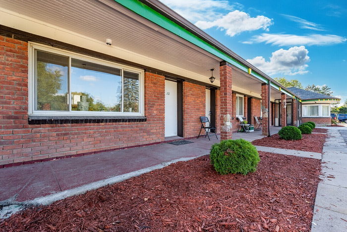 Parkway Motel - Real Estate Photos (newer photo)